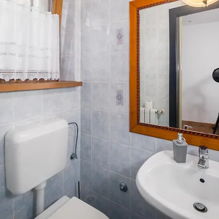 Дом отдыха With Sea View