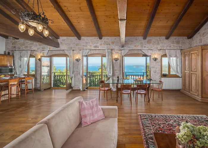 With Sea View Feriehus Vrsar