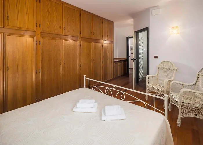 With Sea View 度假居