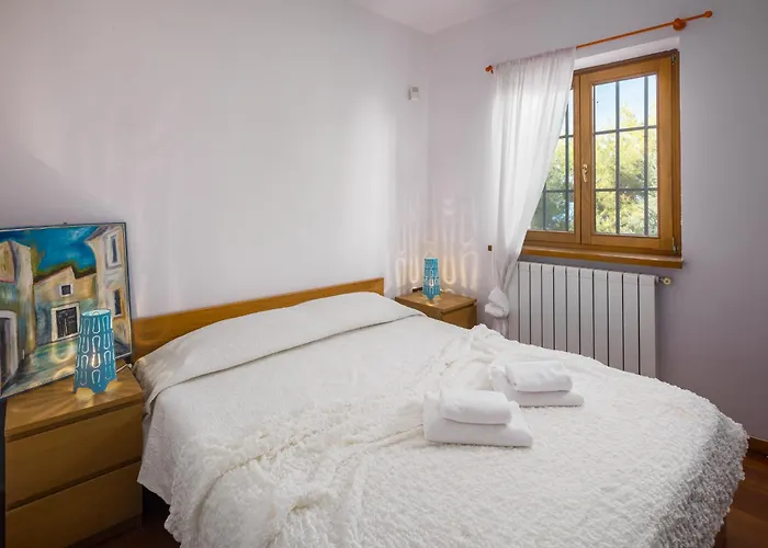 With Sea View 度假居 弗尔萨尔