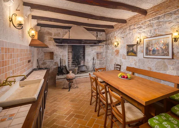 With Sea View 弗尔萨尔